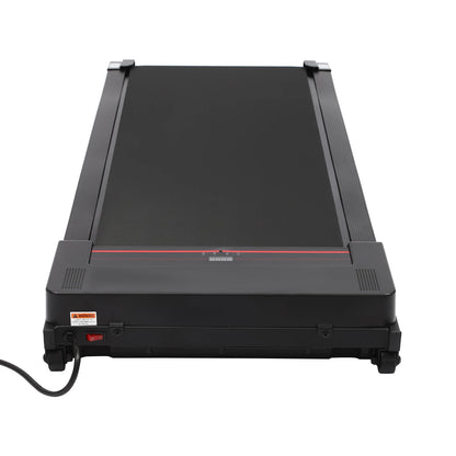 Tapis roulant plié pour rangement facile, adapté aux petits espaces.